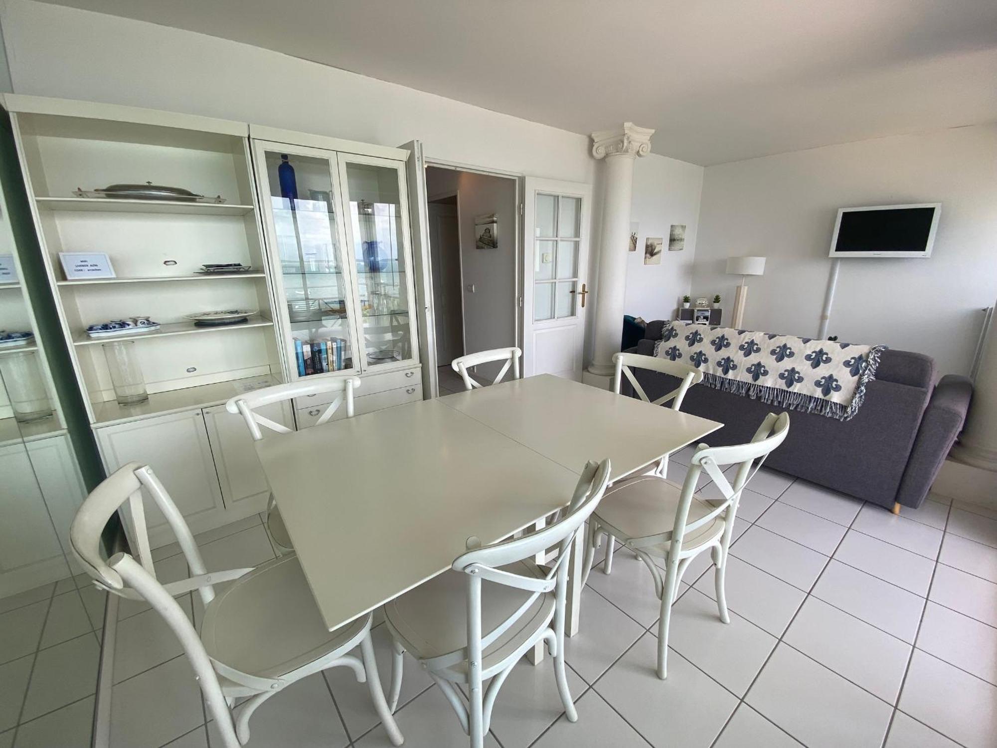 T3, Vue Panoramique, Et Parking, Quartier Pereire A - Fr-1-374-23 Apartment *